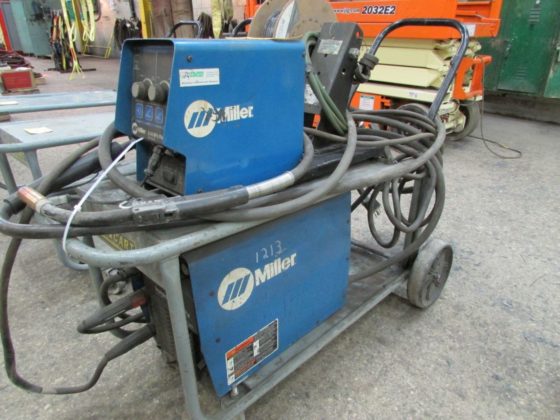 Miller Invision 352 MPA welder, s/n MB52041GA c/w Miller S-74 MP-Plus wire feed, welding gun and - Image 5 of 5