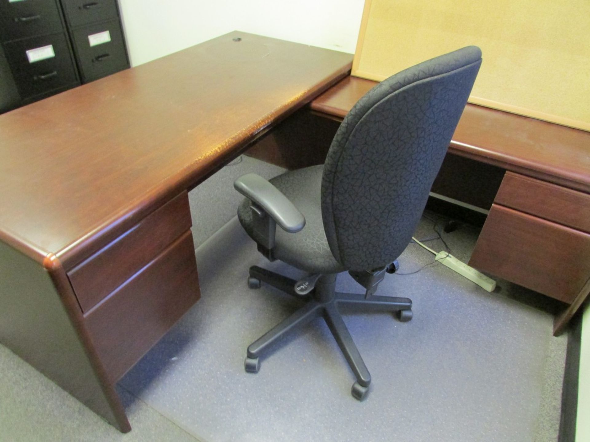 Contents of office includes desk and 2 chairs, 4 filing cabinets and misc. - Image 4 of 5