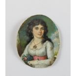 Portrait einer jungen Frau mit lockigem Haar und Kette mit Medaillon. Auf Elfenbein. 18./19. Jh.