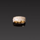 Brillant-Memoryring. In drei Reihen ca. 3,44 ct. Brillanten. Feines Weiß (top wesselton), vs.