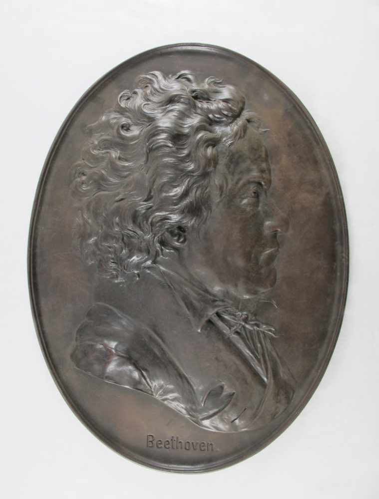 Beethoven-Wandrelief. Eisenwerk Lauchhammer, 19. Jh. Oval, 46,5 x 34,5 cm