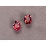 Zwei pinkfarbene Turmaline, oval facettiert, zus. ca. 4,32 ct.