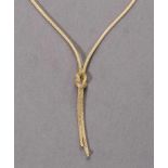 Goldene Schlangenkette. 14 ct. GG, 9,6 g. L 43 cm