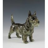 Scotch Terrier. Figurine mit Unterglasurdekor. Lorenz Hutschenreuther Selb 1920-38. L 18 cm