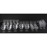 Umfangreiches Rosenthal-Glasservice: zwölf Wassergläser, zwölf Sektschalen, zehn Rotweinkelche, neun