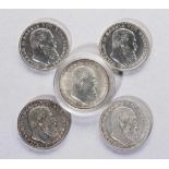 Fünf Silbermünzen: eine Münze 3 Mark Deutsches Reich 1909, eine Münze 3 Mark Deutsches Reich 1911,