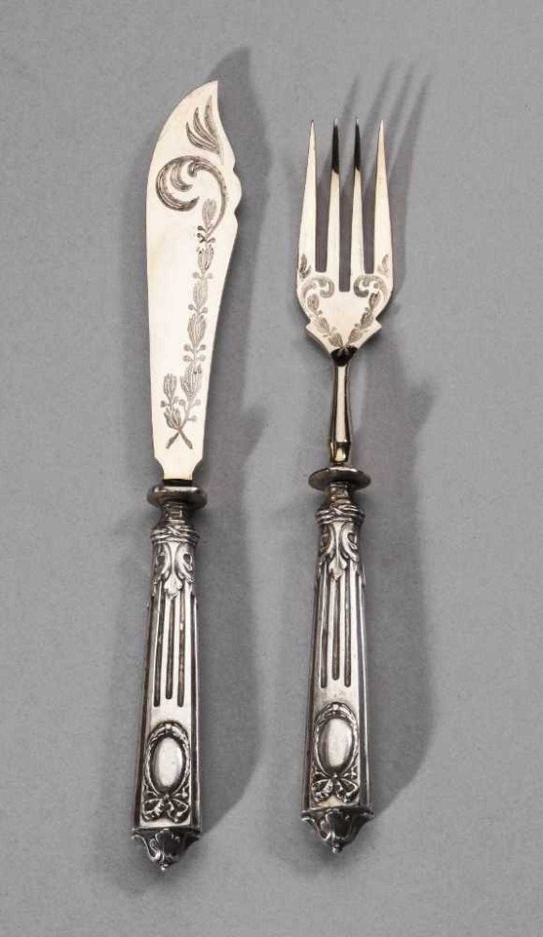 Fischmesser und Fischgabel. Um 1900