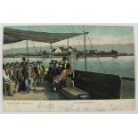 Postkarte Lindau. "Gruss vom Bodensee. Auswandernde Italiener". Blick vom Schiff mit zahlreichen