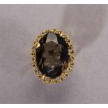 Großer Rauchquarzring. Fassung 18 ct. GG. 1960-er Jahre- - -27.00 % buyer's premium on the hammer