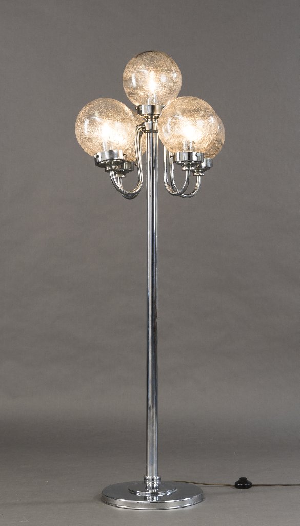 Stehlampe. Chrom mit fünf kugeligen Glasschirmen. Temde, 1970-er Jahre. H 150 cm- - -27.00 % buyer's