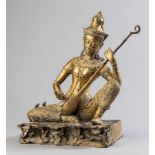 Sitzende Tempelmusikantin mit Saiteninstrument. Metall vergoldet. Siam. H 38 cm- - -27.00 % buyer'