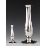 Zwei Vasen. Keulenform auf rundem Fuß. Meistermarke Jezler. H 27 cm und 13 cm- - -27.00 % buyer's