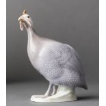 Perlhuhn. Figurine mit Unterglasurdekor. Modell Peter Herold. Royal Copenhagen, nach 1900. Blaue