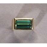 Hochfeiner Turmalinring. Afrikanischer Turmalin ca. 6,14 ct. Glatte Fassung in 14 ct. GG- - -27.00 %