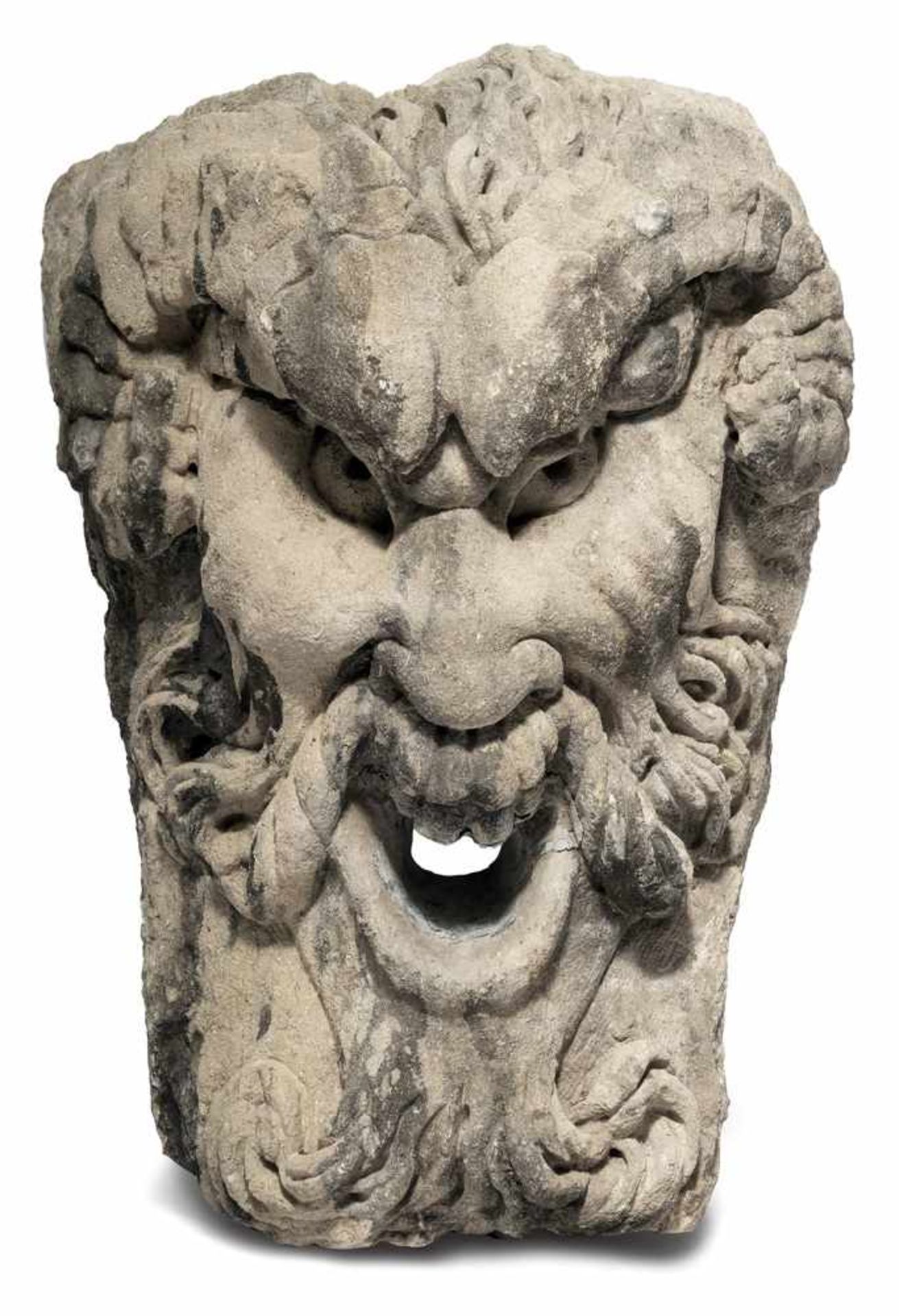 Renaissance-Wasserspeier oder -Brunnenmaskaron16./17. Jahrhundert80x54x40 cmSatyrmaske dicht behaart - Bild 2 aus 3