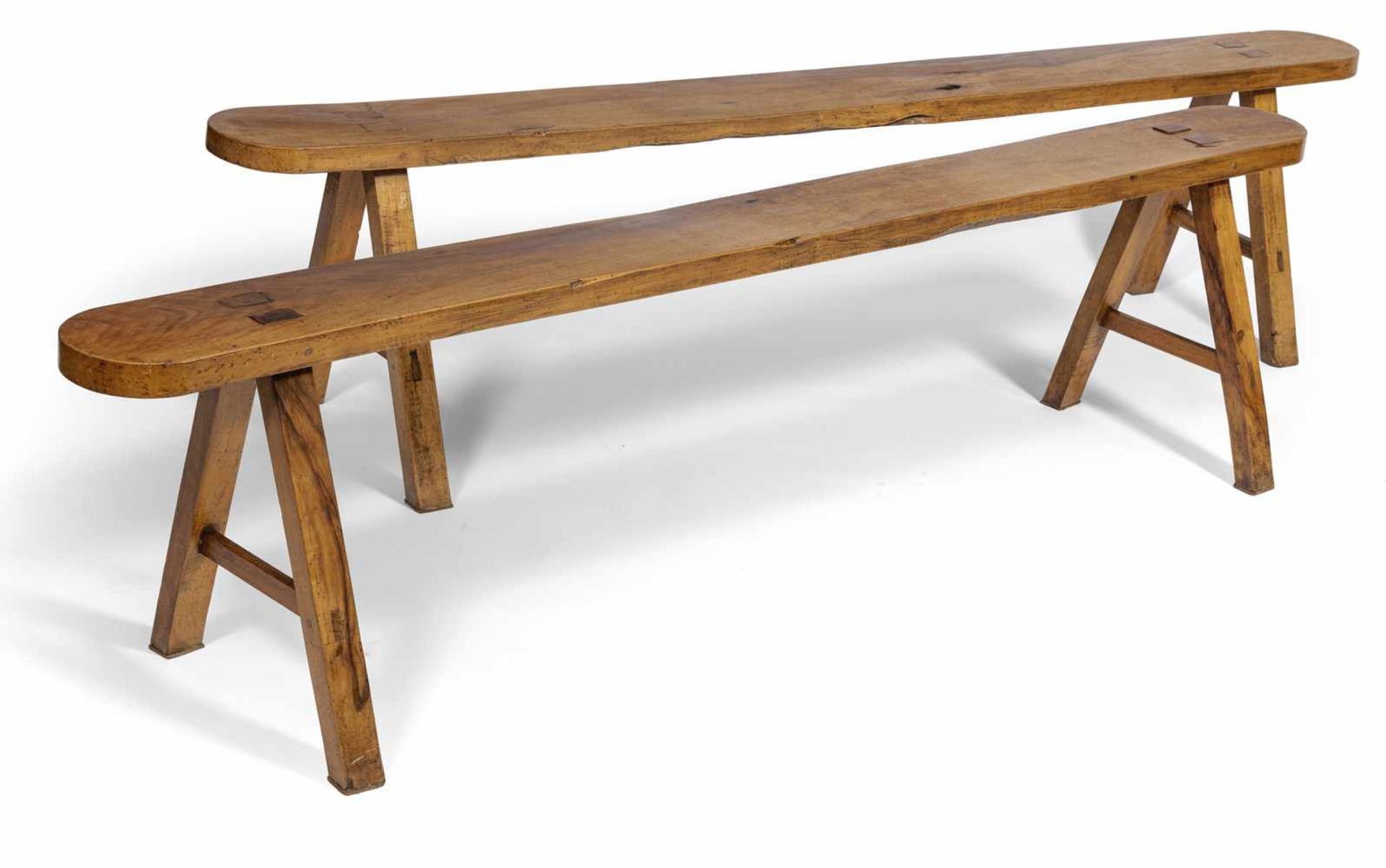 Paar Bänke19. JahrhundertH. 48/L. 200 cmObstholz. Rest. Alterssp.A pair of fruitwood benches, 19th