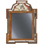 Spiegel mit HinterglasmalereiSüddeutsch, 2. Hälfte 18. Jahrhundert43 x 37,5 cmSpiegel mit passigem