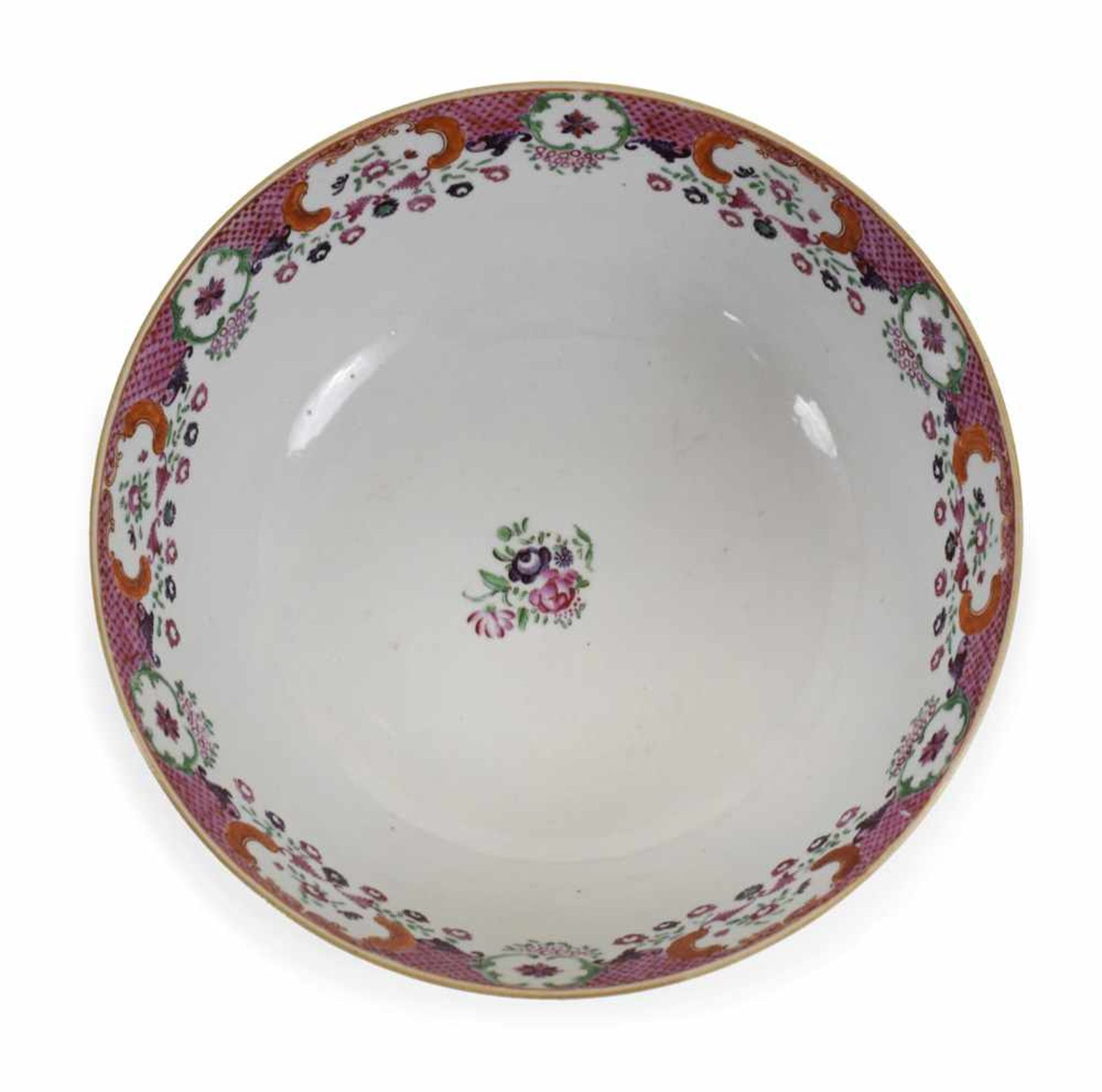 PUNCH BOWL, FAMILLE ROSECHINA, 18. JH.D. 26,3 CM- - -33.00 % buyer's premium on the hammer