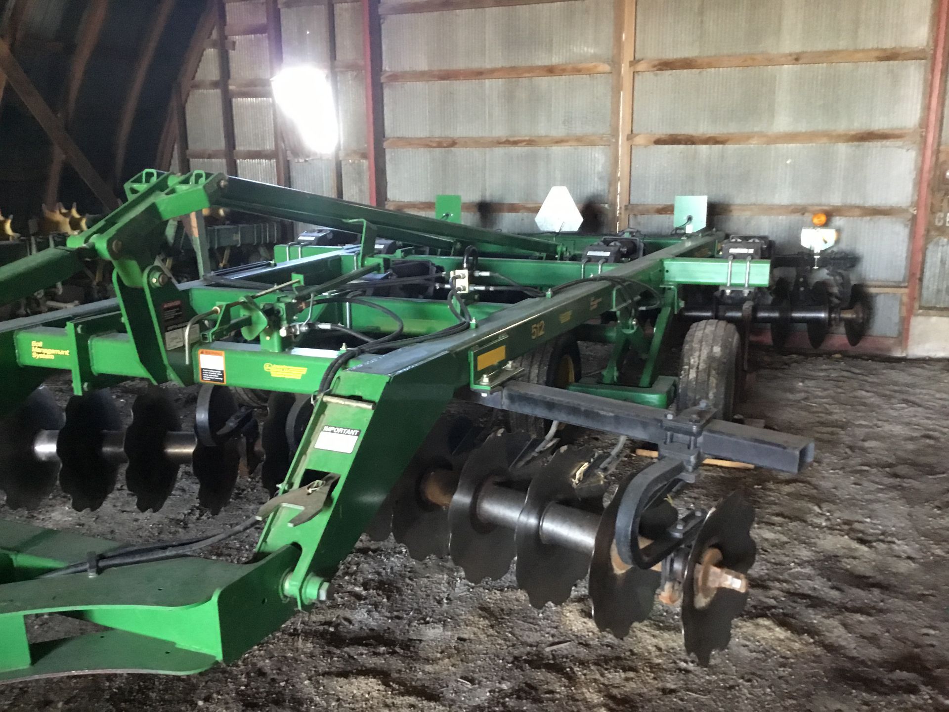 Jd 512 (12'6") Disc Chisel, 5 Shank, Notched Front Blades, SmoothBack Blades, Double Spring, Walking - Image 6 of 10