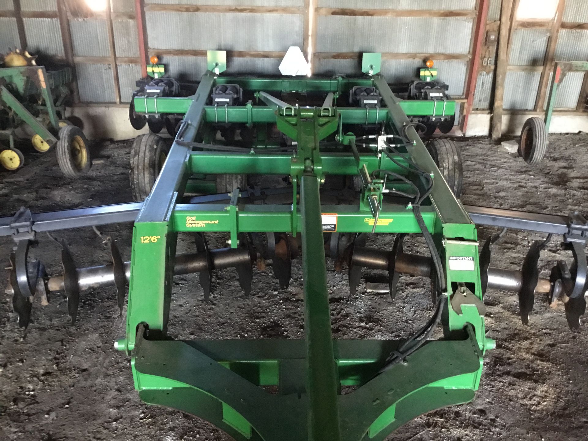 Jd 512 (12'6") Disc Chisel, 5 Shank, Notched Front Blades, SmoothBack Blades, Double Spring, Walking - Image 5 of 10