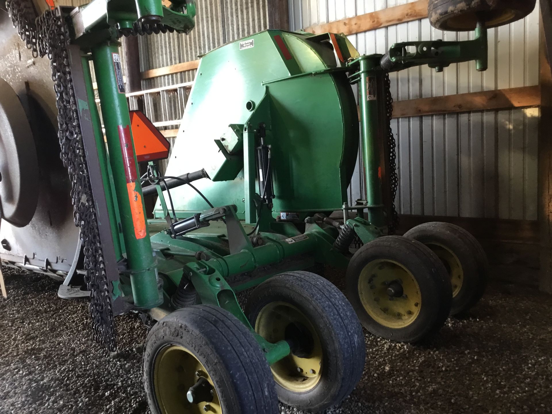 JD HX15 Bat Wing Mower, 1,000 PTO, 6-Hard Rubber Aircraft Tires, Serial #HXF15004008 - Image 8 of 8