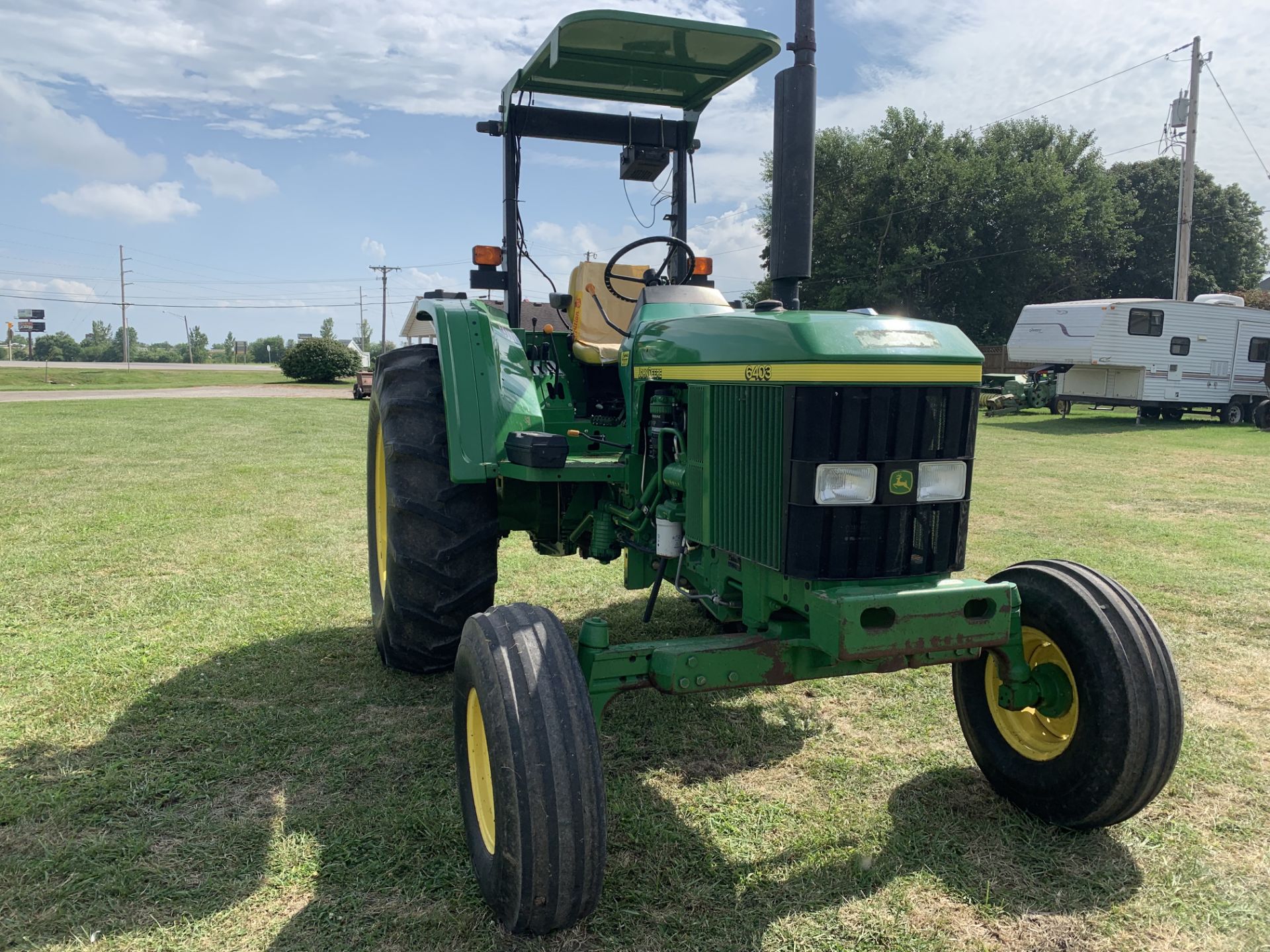 JD 6403 2WD Tractor, ROPS Canopy, 2 HYD. Remotes, 1982 Hrs. Serial # - Image 7 of 7