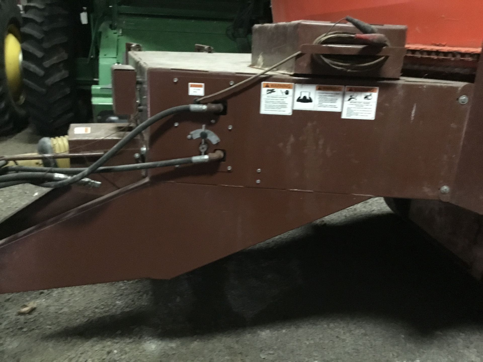 Roto Grind Model 360 Tub Grinder, New in 2012, Used on Less than 100 Bales, Serial #2855042 - Bild 8 aus 13