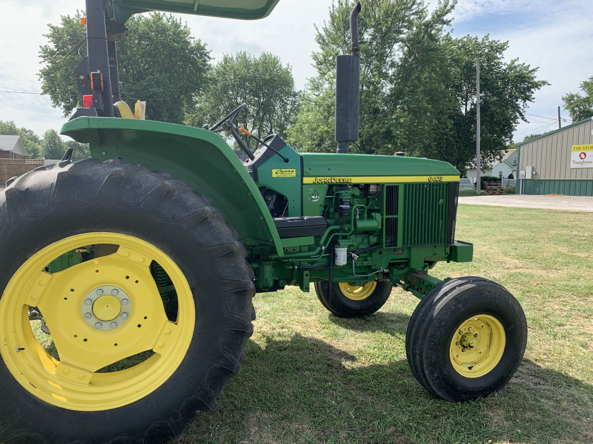 JD 6403 2WD Tractor, ROPS Canopy, 2 HYD. Remotes, 1982 Hrs. Serial # - Bild 5 aus 7