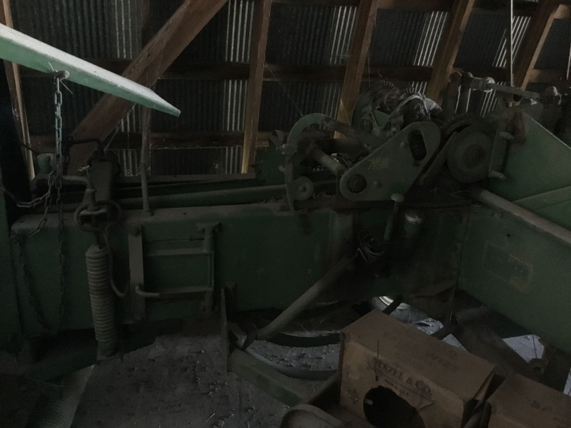 JD 224 WS Wire Tie Square Baler - Image 4 of 5