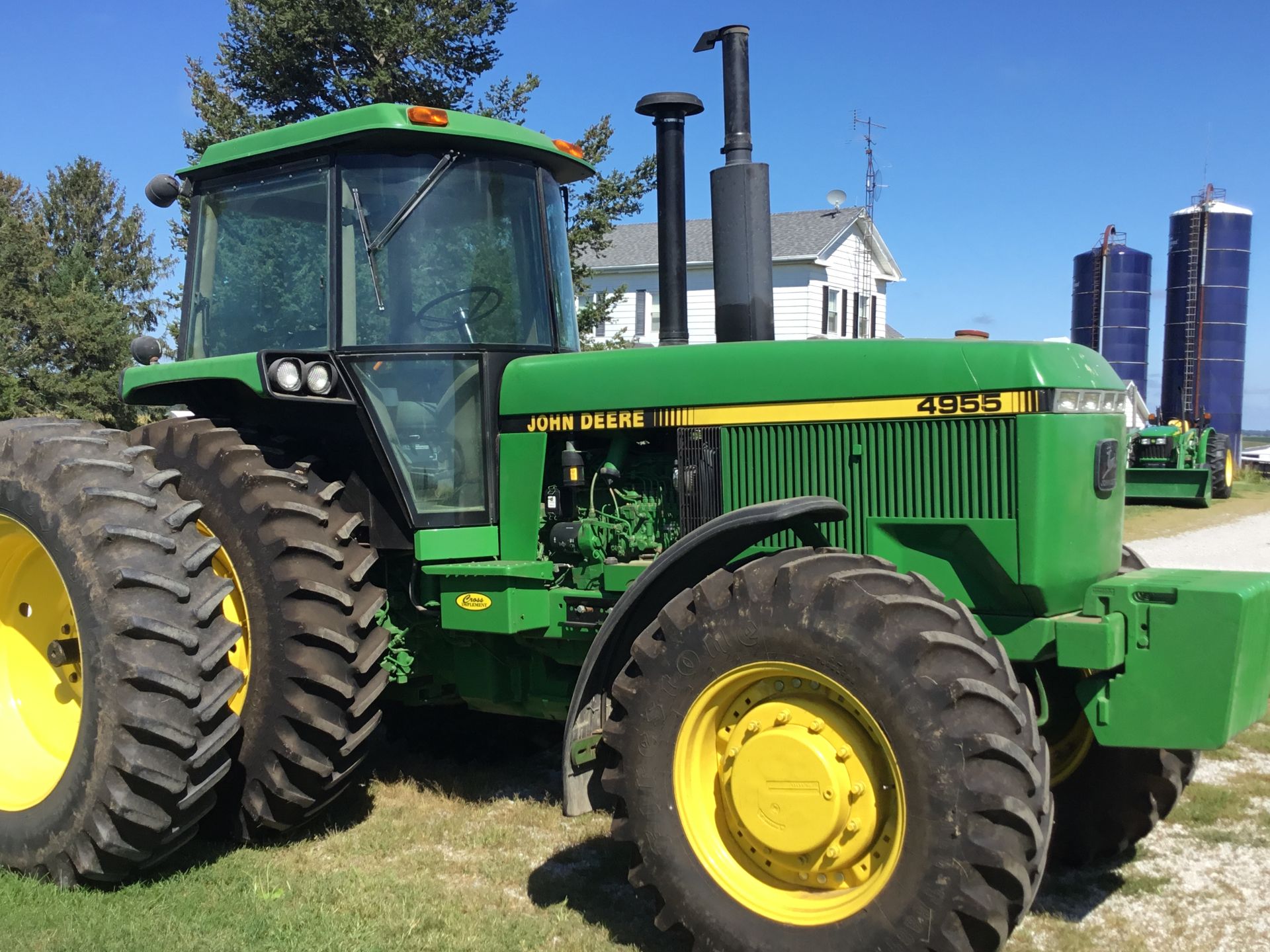 1990 JD 4955 MFWD, 15 Speed Power Shift, 3 Hyd. Remotes, 16 Front Weights, 500# Rear Weights, Hub - Image 11 of 20