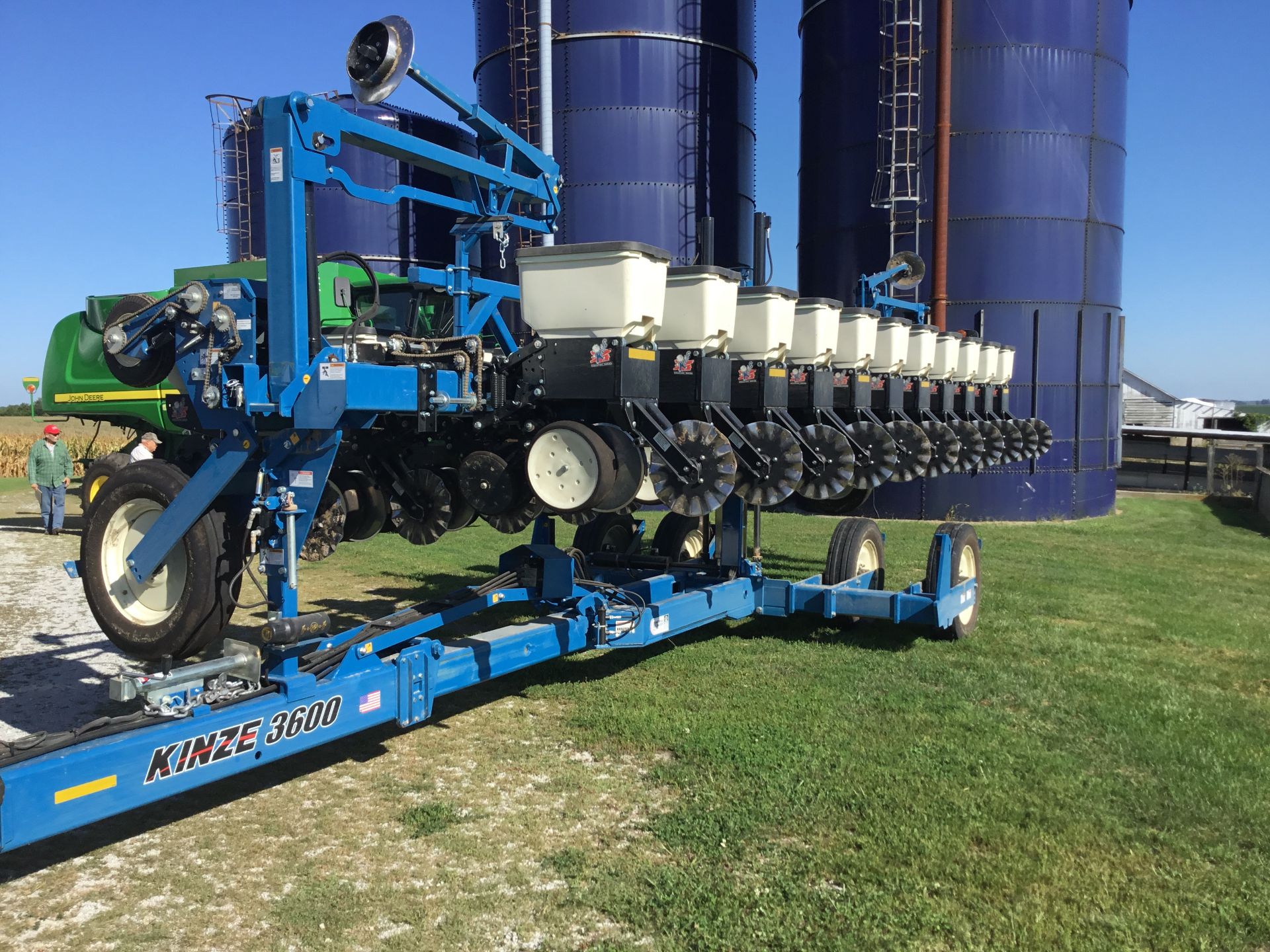 2017 Kinze 3600 12/23, No-Till Coulters, 4 Hvy. Duty Down Pressure Springs, Meter Shaft Speed