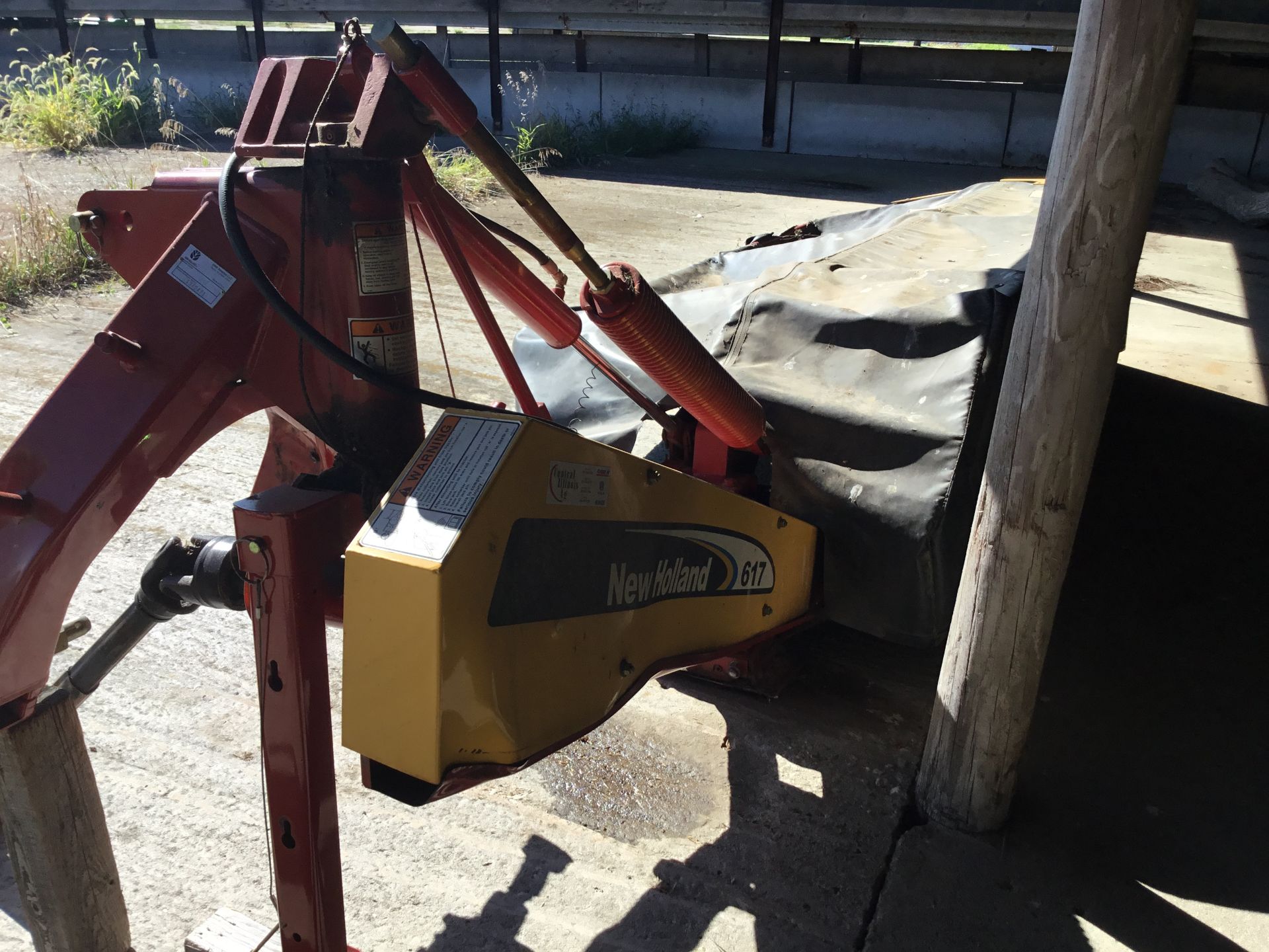 New Holland 617 3 Pt. Hitch, 9 Ft. Disc Mower, Serial #1370471 - Image 6 of 7