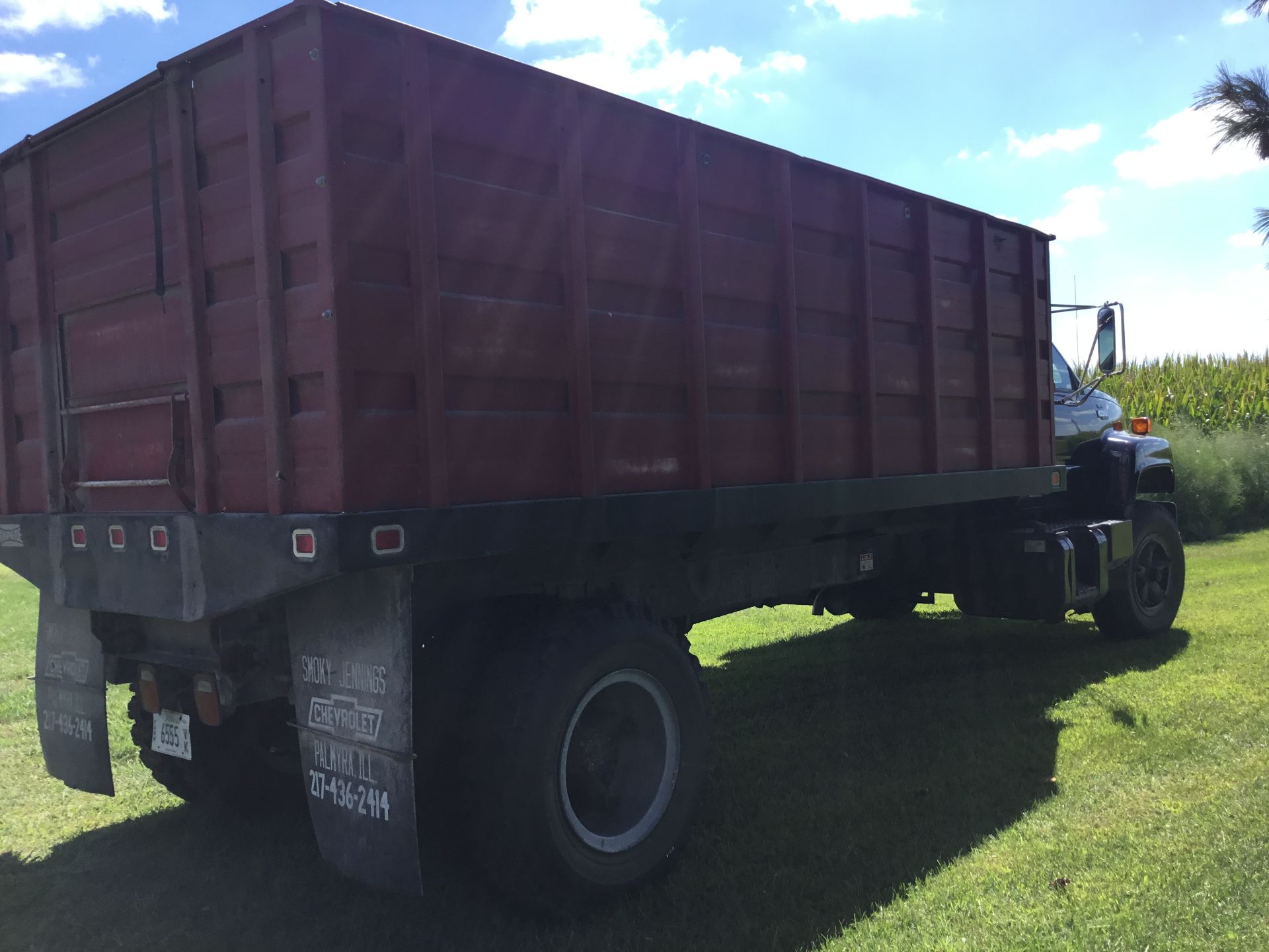 1992 Chevy Kodiak Grain Truck, 427 Gas Motor, 5+2 Treansmission, 16 Ft. Knapheide Grain Bed W/Single - Image 10 of 10