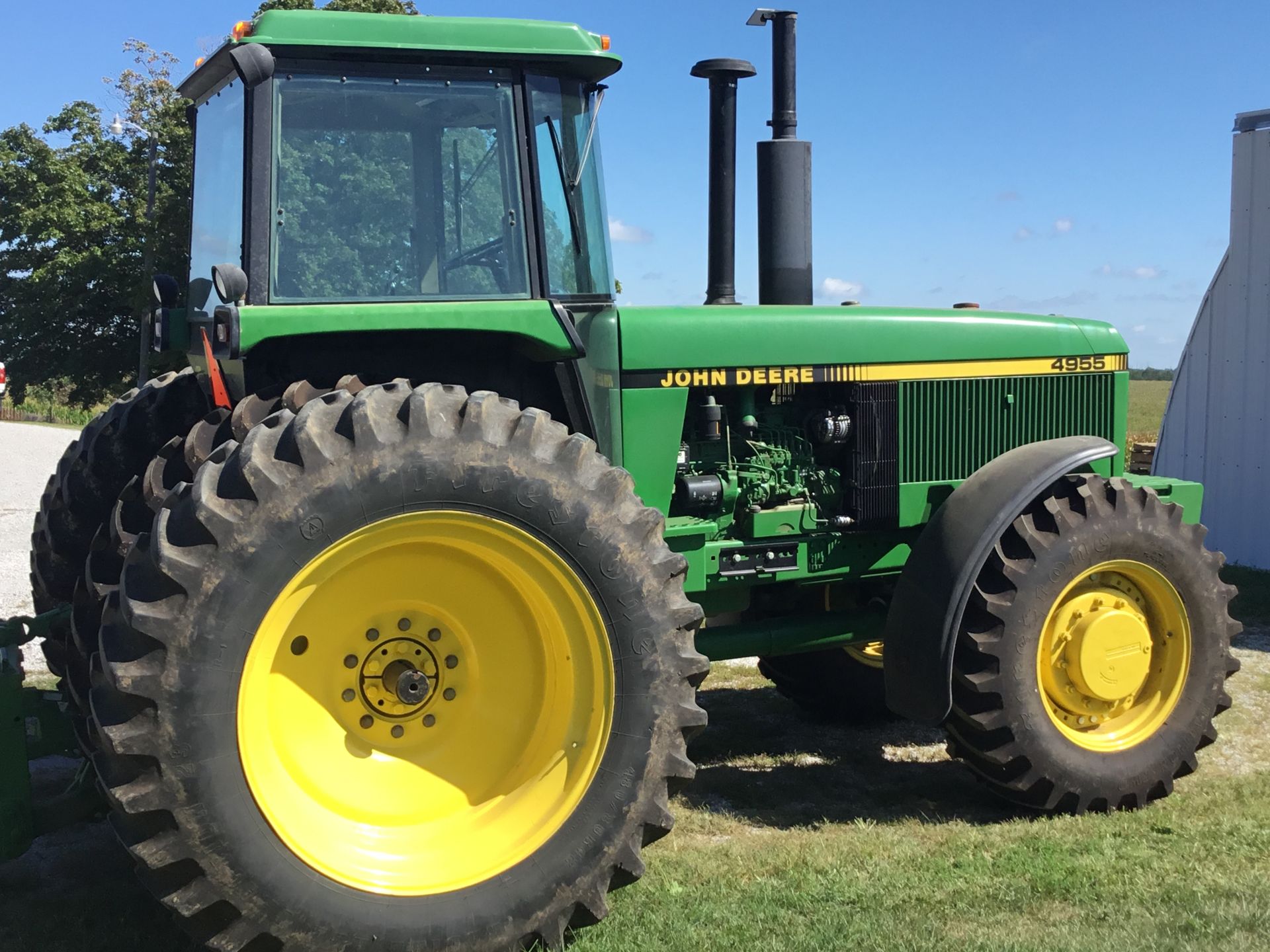 1990 JD 4955 MFWD, 15 Speed Power Shift, 3 Hyd. Remotes, 16 Front Weights, 500# Rear Weights, Hub - Image 18 of 20