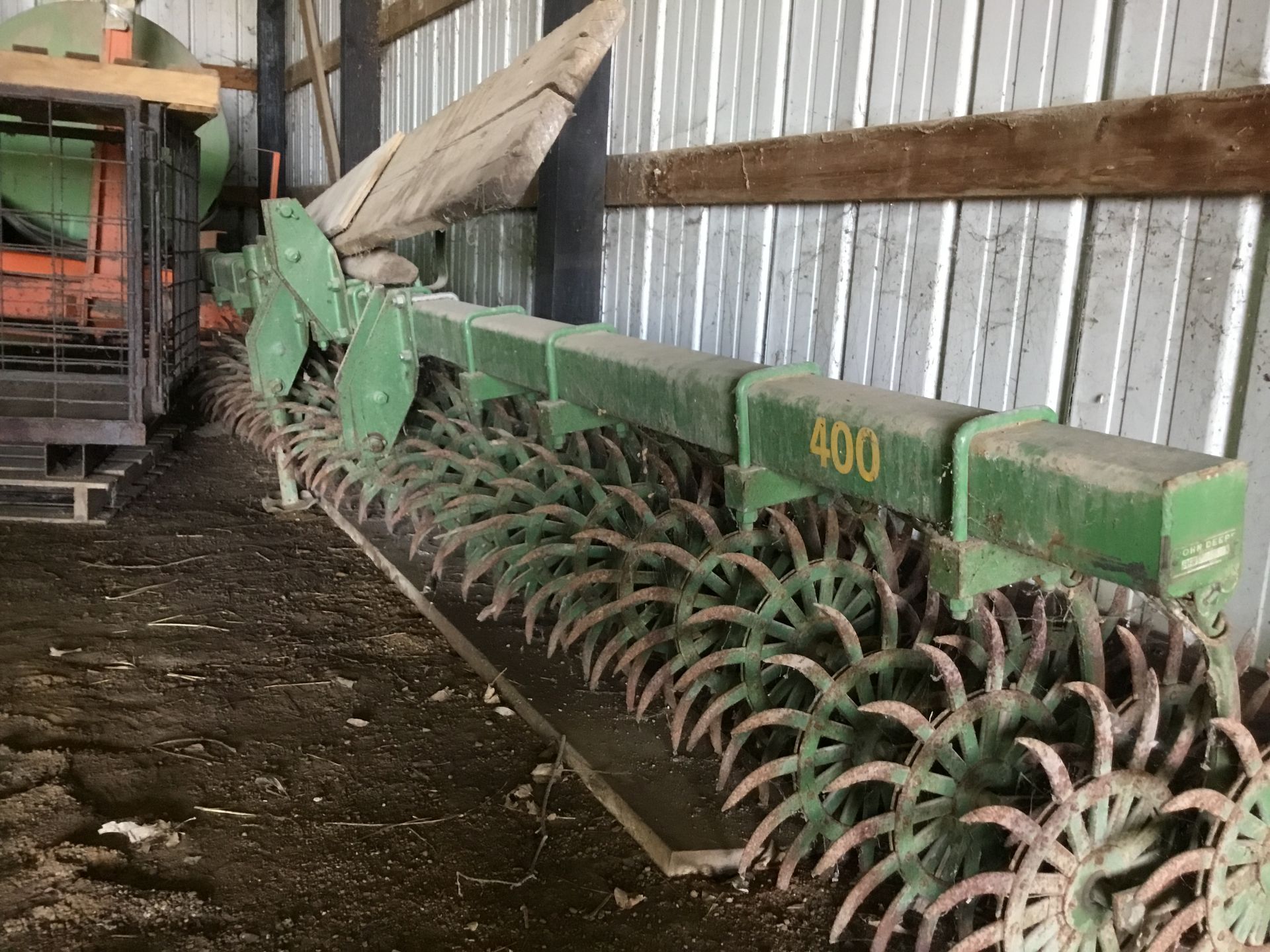 JD 3 Pt. Rotary Hoe 15 Ft. - Image 2 of 2