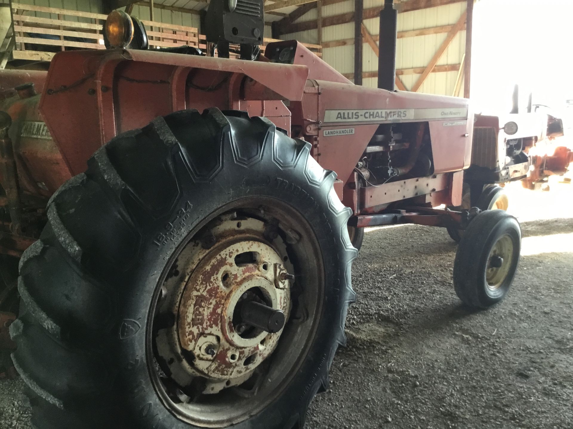 Allis Chalmers 190 XT Series 3, Gas, Wide Front, 3 Pt. Hitch, 16.9-34 Rear Tires, 7:50-16 Front - Image 9 of 9