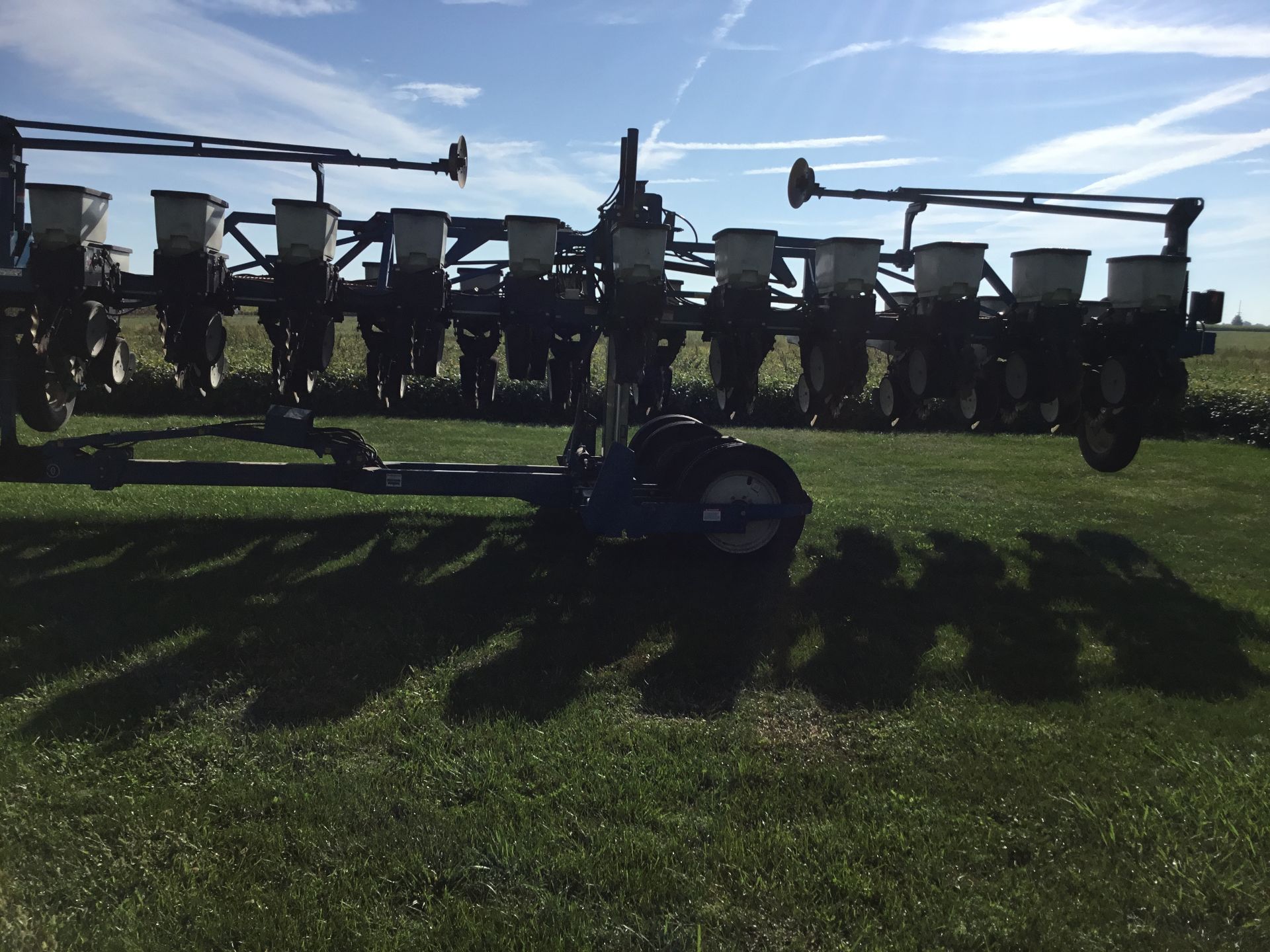 2000 Kinze 3600 12/23, No-Till Coulters, Keeton Seed Firmers, Heavy Duty Down Pressure Springs, - Image 10 of 11