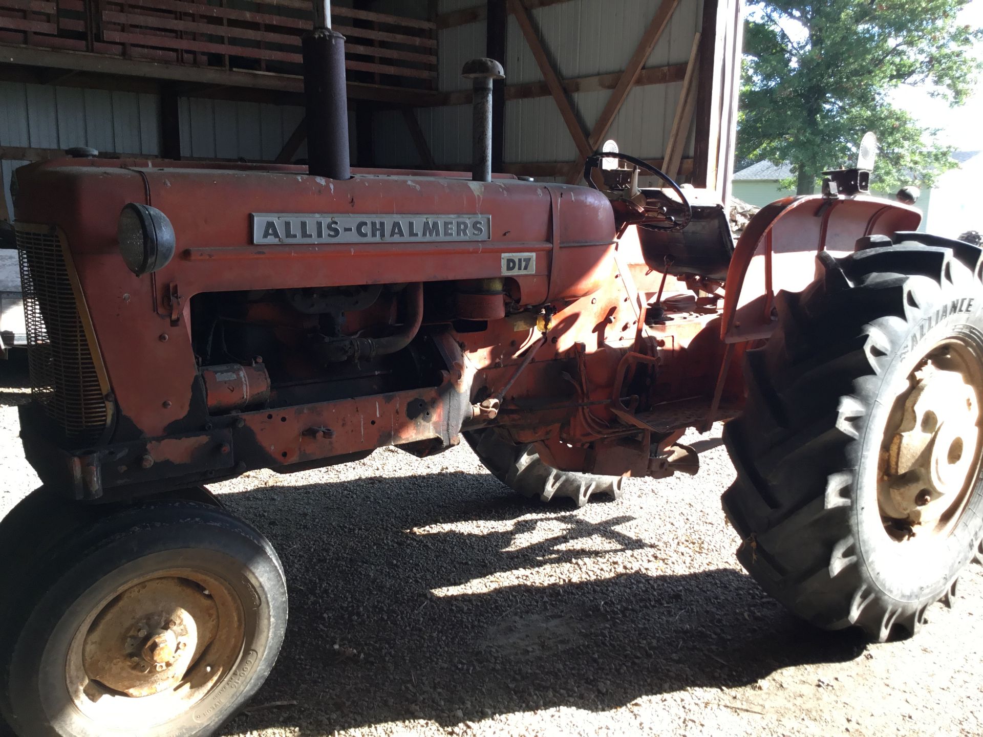 1959 Allis Chalmers D17, Gas, Narrow Front, 2 Pt. Hitch, 16.9-28 Rear Tires, 5900 Hrs.,