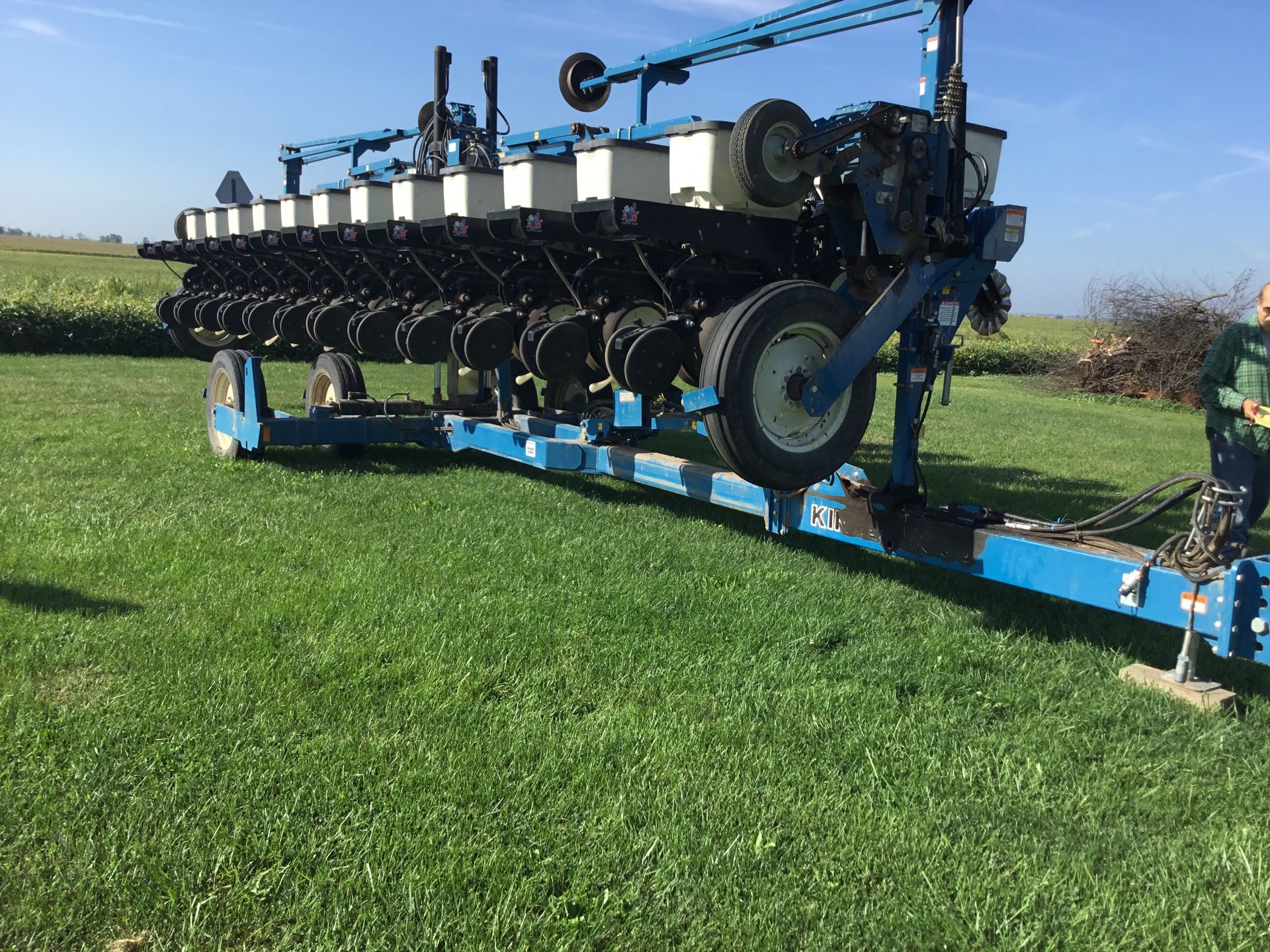 2000 Kinze 3600 12/23, No-Till Coulters, Keeton Seed Firmers, Heavy Duty Down Pressure Springs, - Image 5 of 11