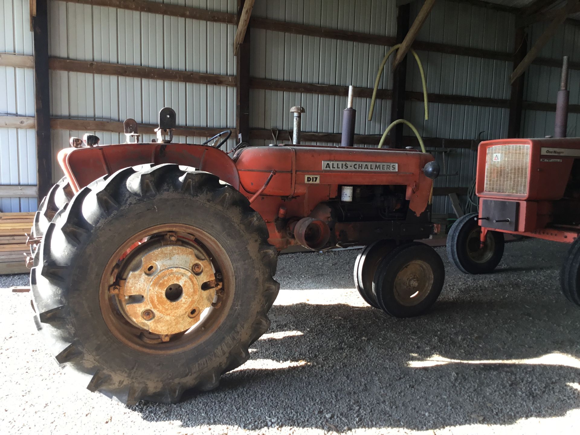 1959 Allis Chalmers D17, Gas, Narrow Front, 2 Pt. Hitch, 16.9-28 Rear Tires, 5900 Hrs., - Image 3 of 9