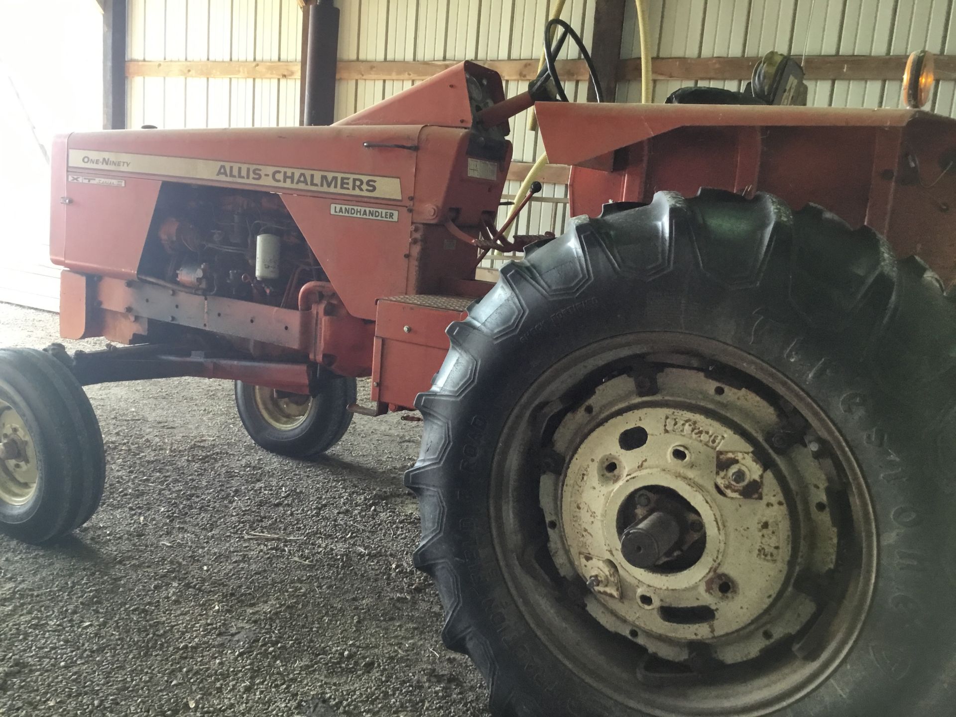 Allis Chalmers 190 XT Series 3, Gas, Wide Front, 3 Pt. Hitch, 16.9-34 Rear Tires, 7:50-16 Front - Image 5 of 9