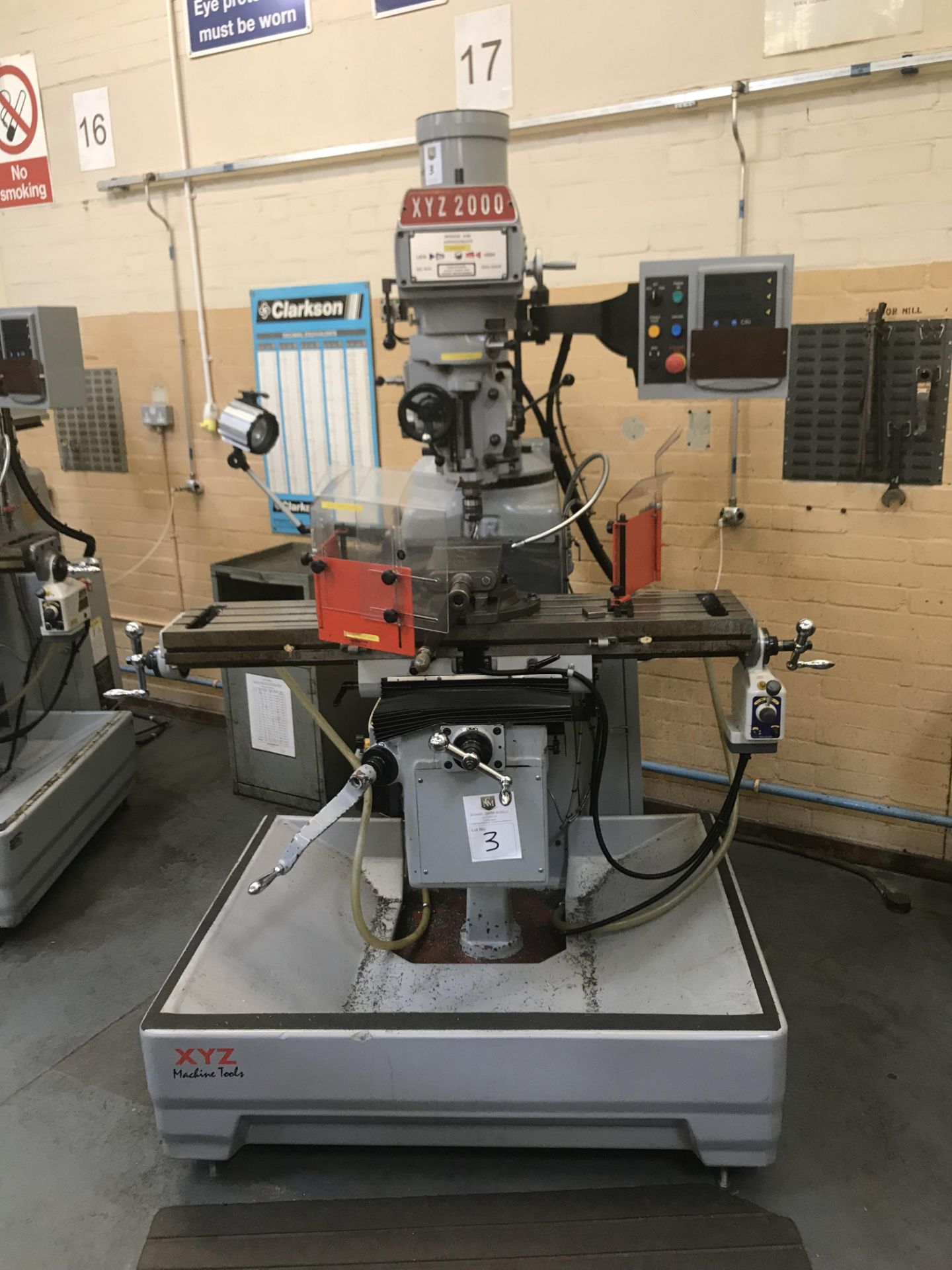 XYZ 2000 Machine Tools Milling Machine