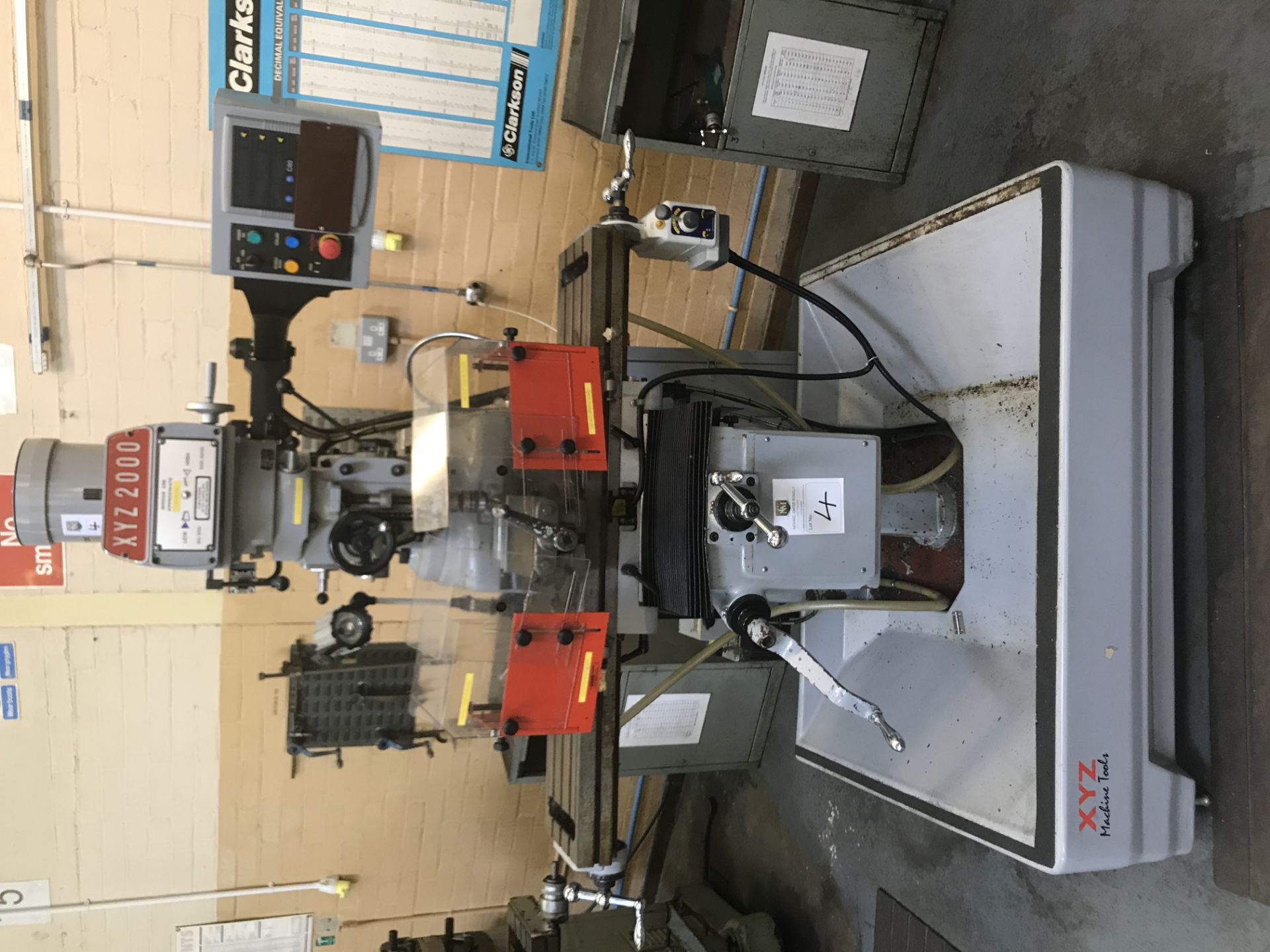 XYZ 2000 Machine Tools Milling Machine - Image 9 of 9