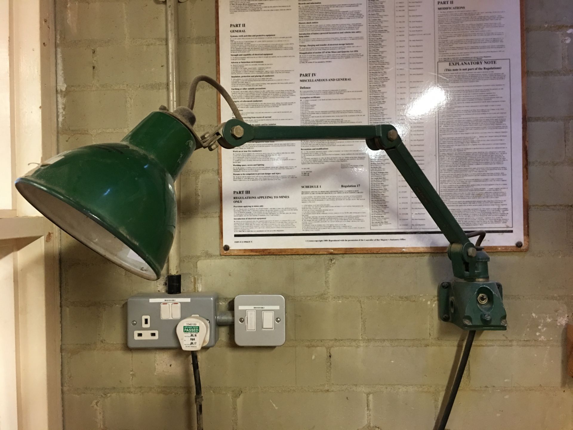 Retro Industrial Lamp - Image 4 of 5