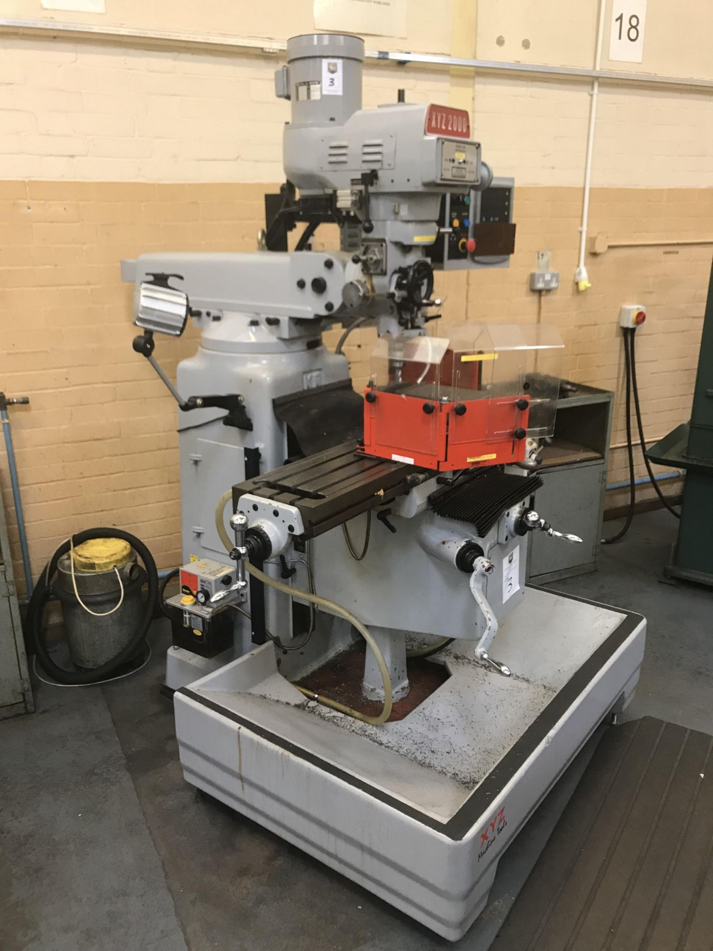 XYZ 2000 Machine Tools Milling Machine - Image 2 of 9