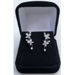 Diamond Floral Earring 18k