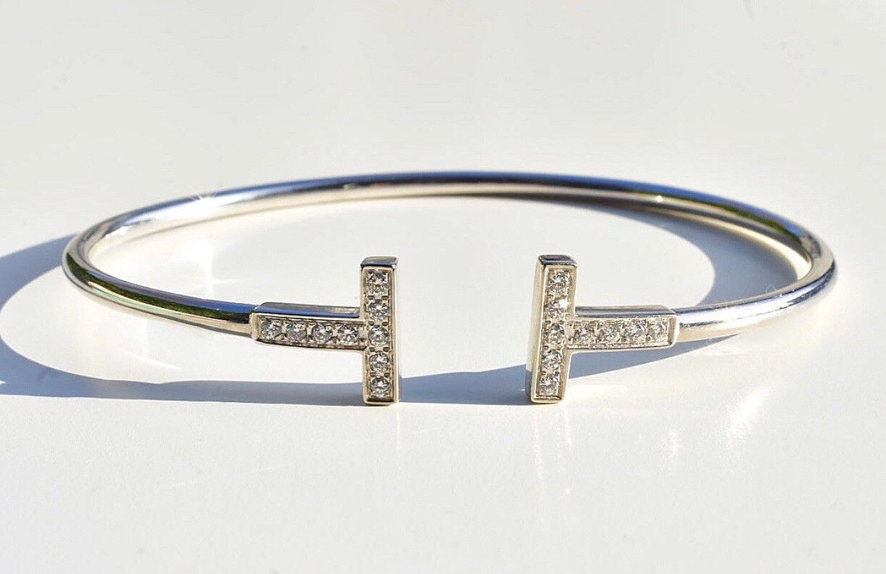 Tiffany & Co T Wire Bracelet 18k