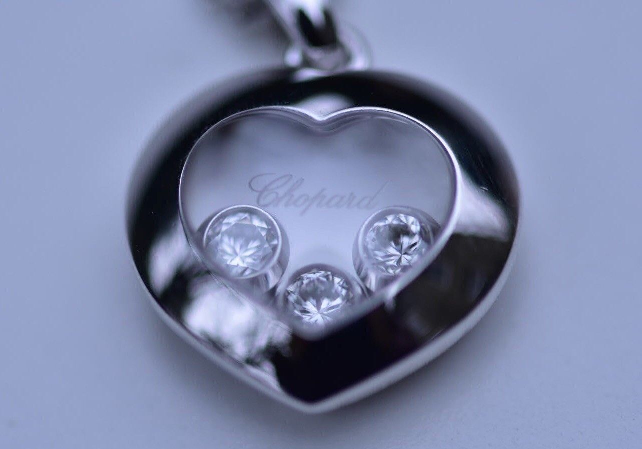 Chopard Happy Diamond Pendant Necklace 18k - Image 3 of 12