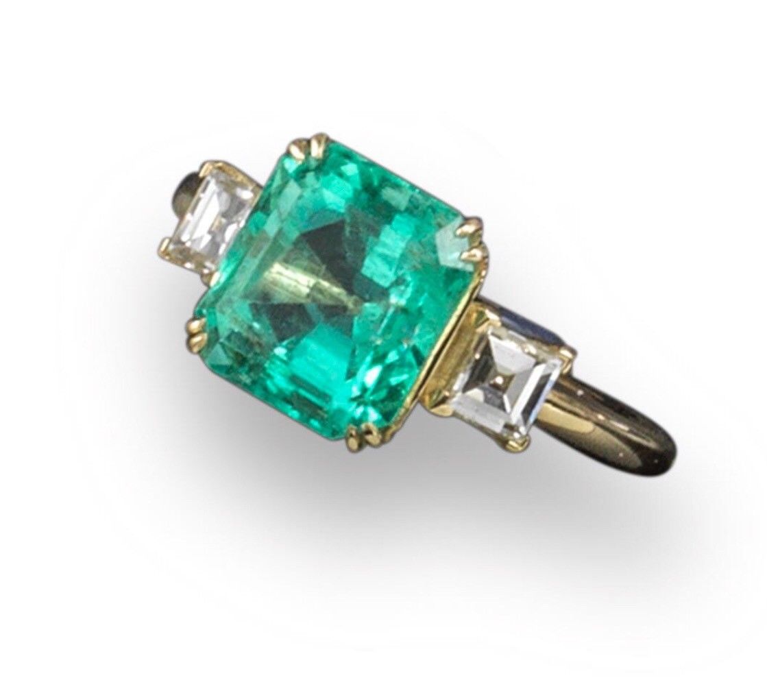 Emerald & Diamond Ring 18k