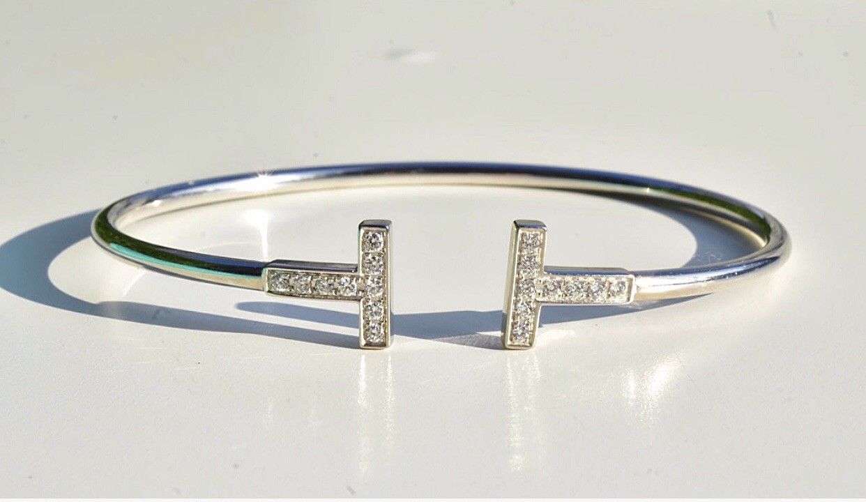 Tiffany & Co T Wire Bracelet 18k - Image 10 of 12